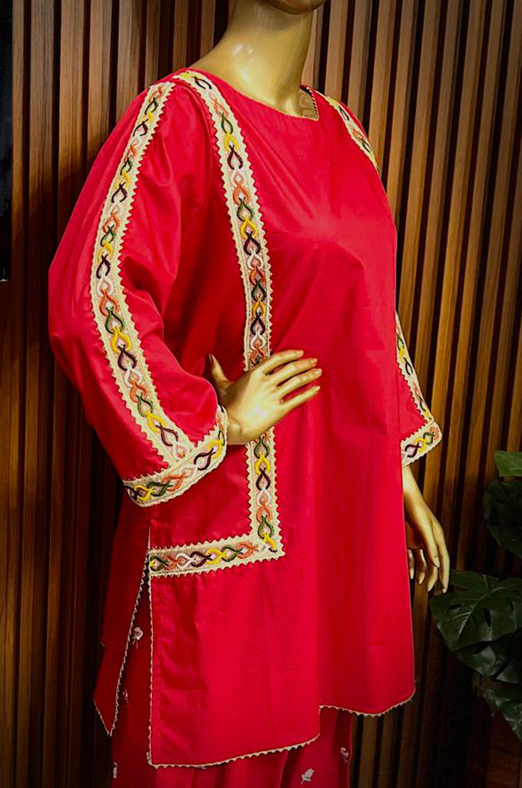 Desi Diva By Rooh-E-Maan